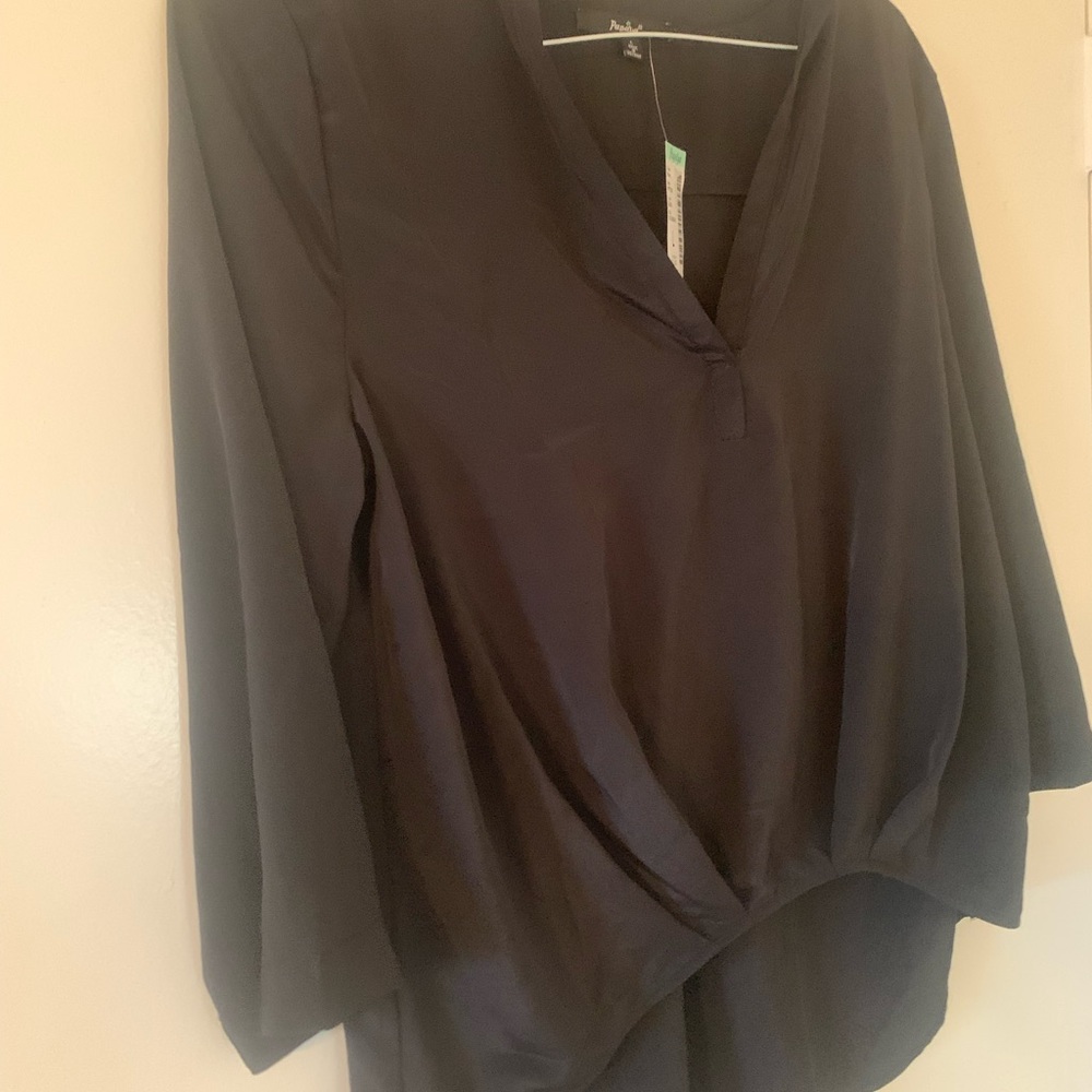 Black top/ %100 polyester - Picture 6 of 8